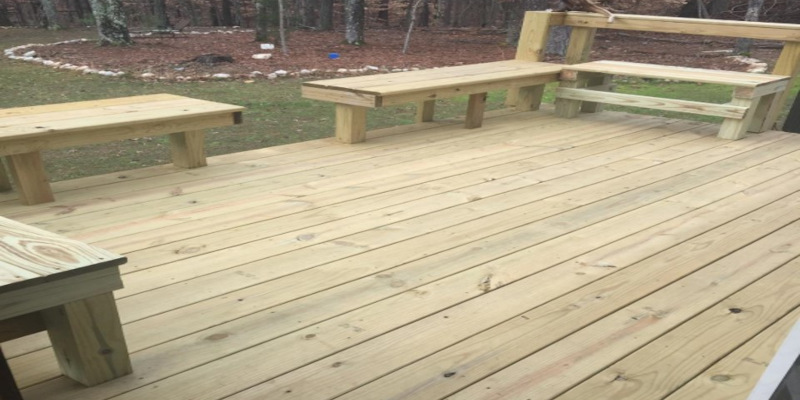 Deck Builder in Chapel Hill, North Carolina